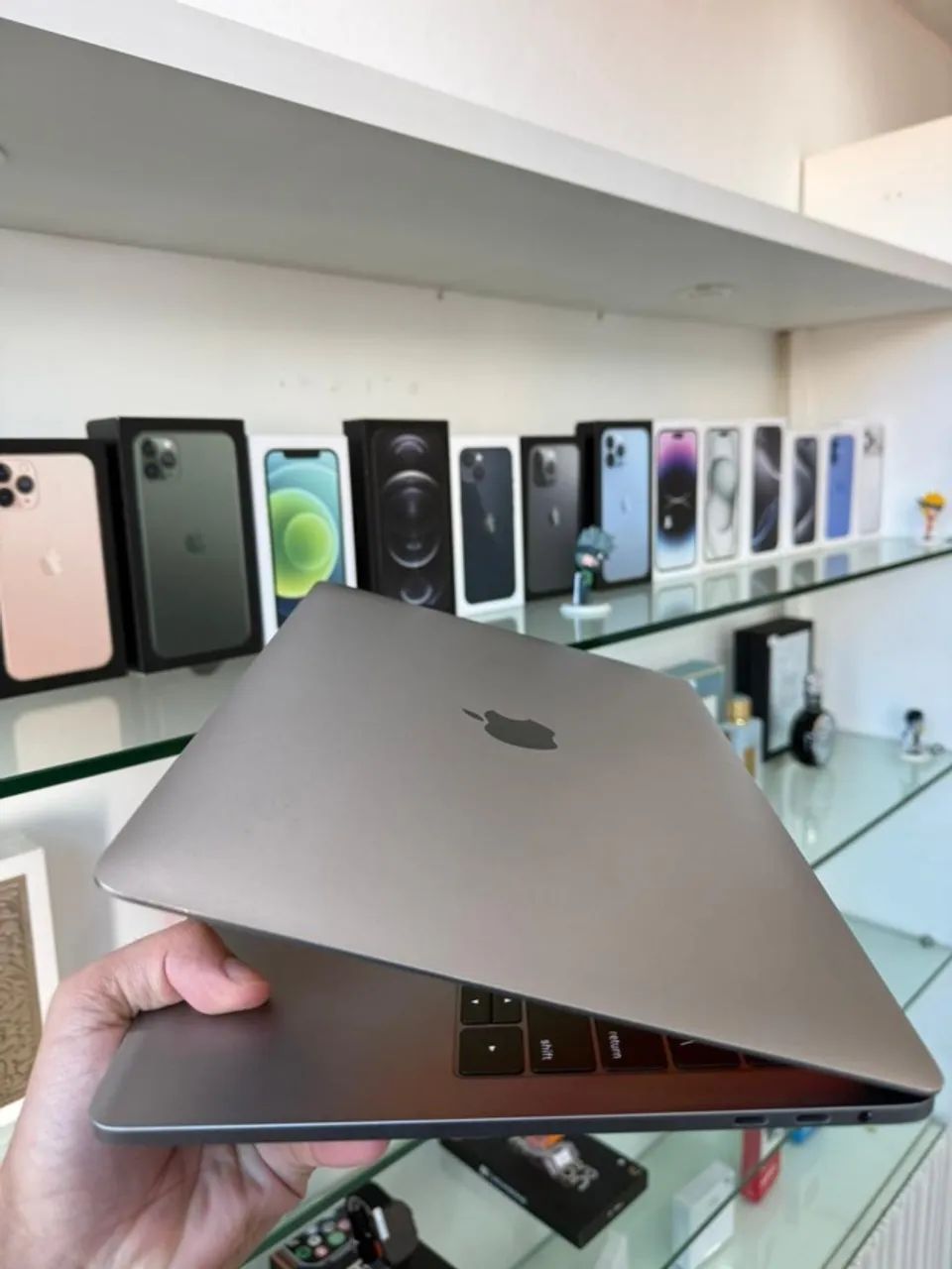  MacBook Pro 2017 8/256gb - Foto 2