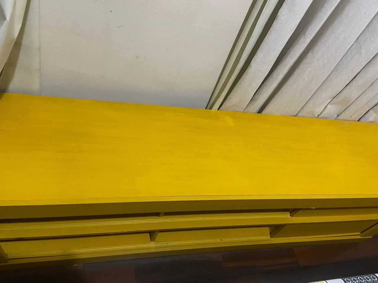 Rack amarelo