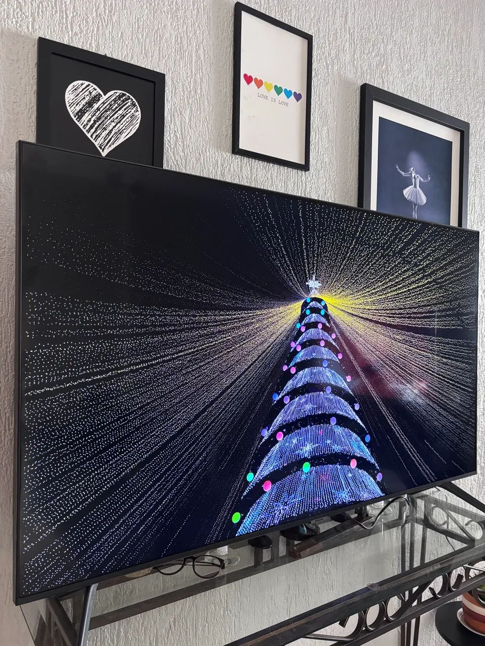 Smart tv Samsung 50 polegadas 4k, borda infinita. - Foto 5