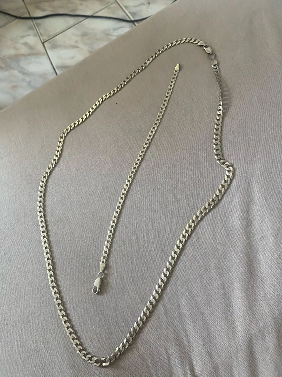Corrente e pulseira de prata 