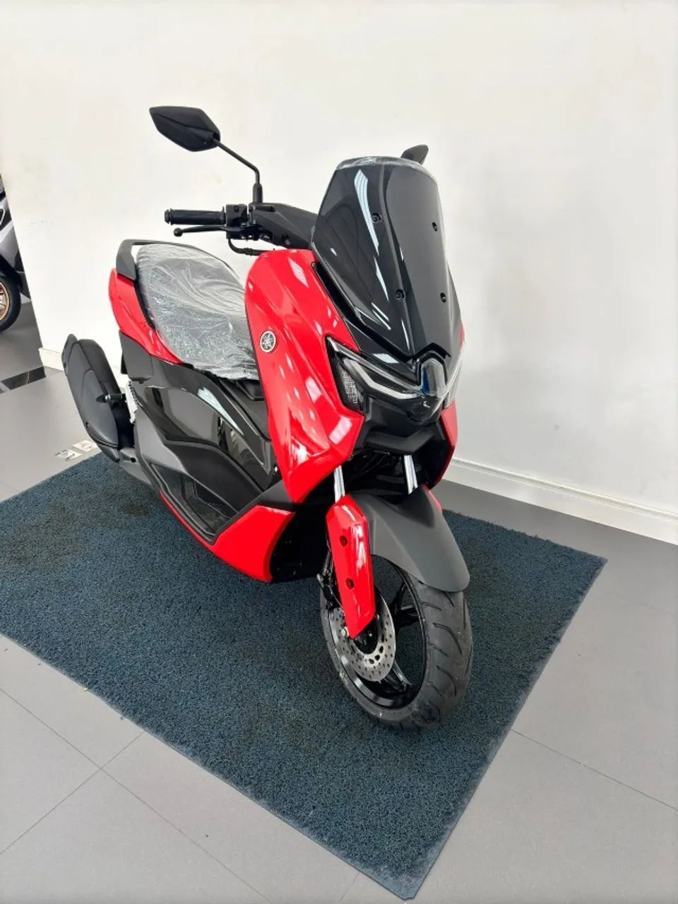YAMAHA NMAX 160