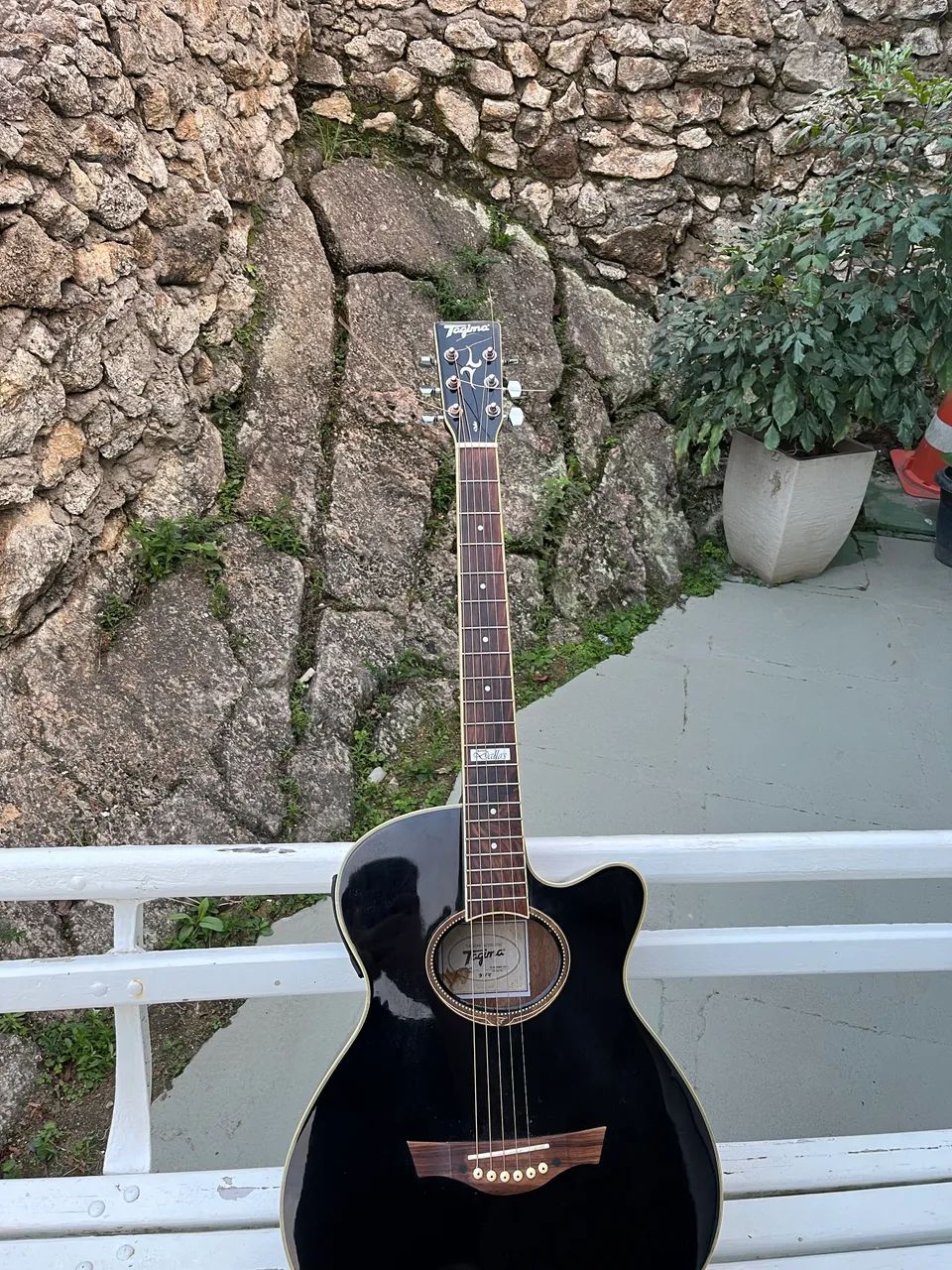 Violão tagima dallas 