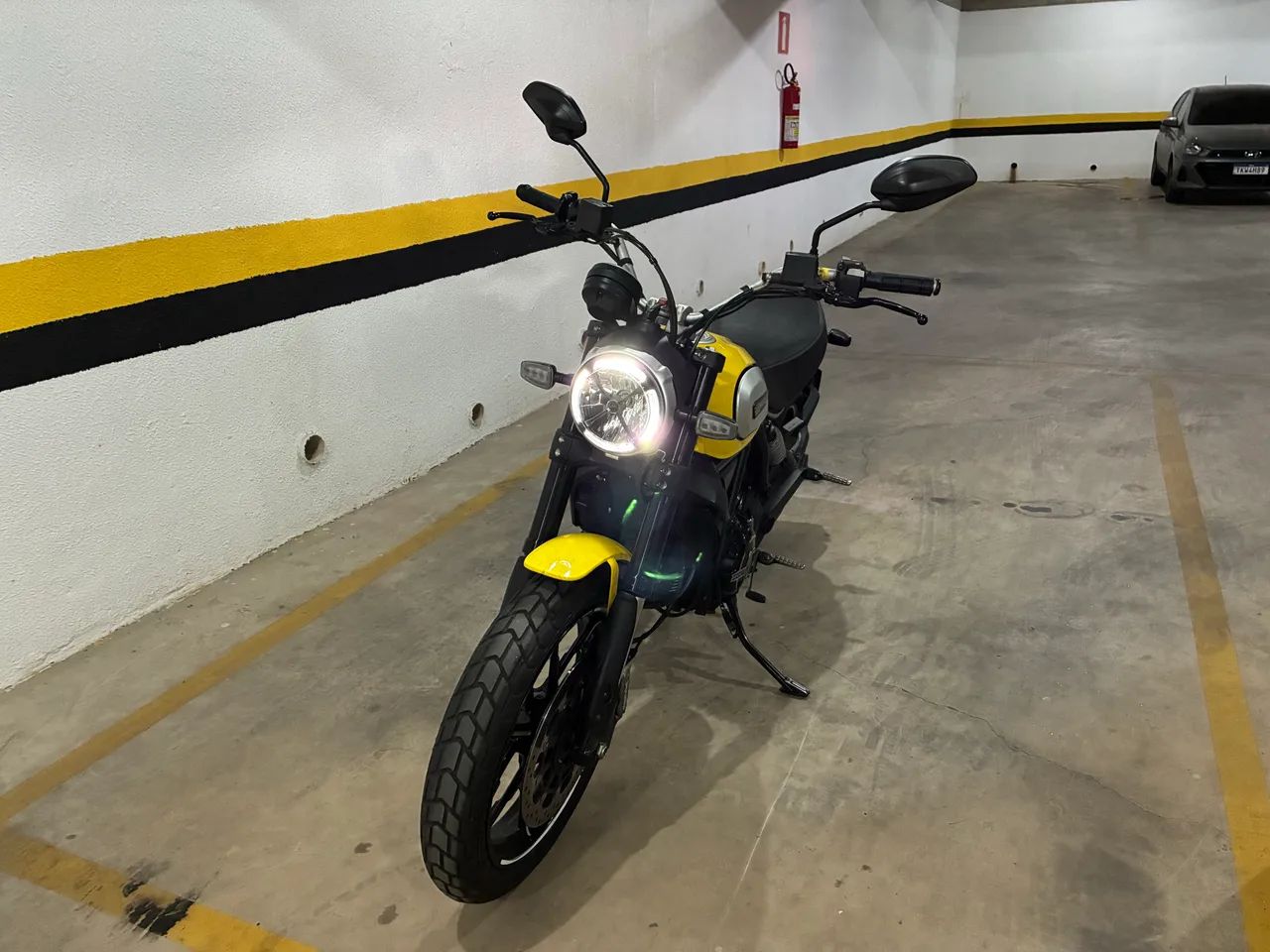 DUCATI SCRAMBLER ICON 800 - Foto 2