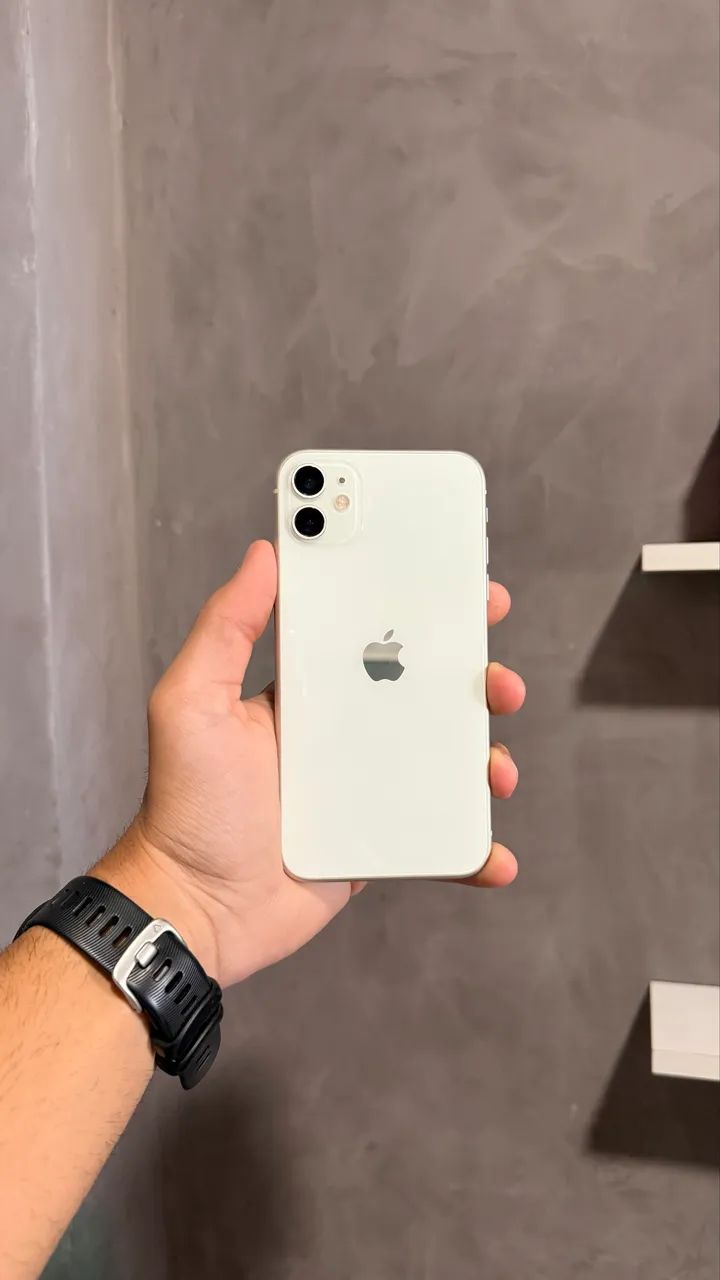 iPhone 11 128gb (com garantia)