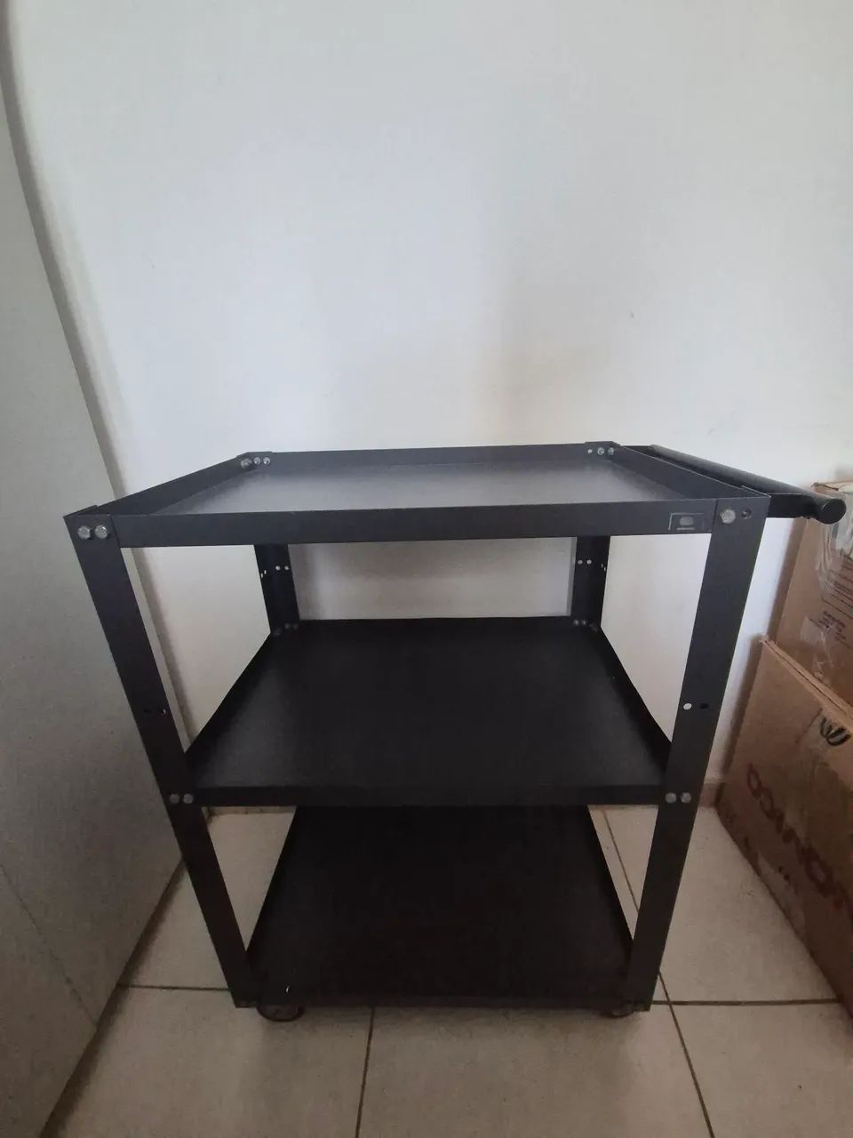 Vendo Carrinho Ferramentas Multiuso