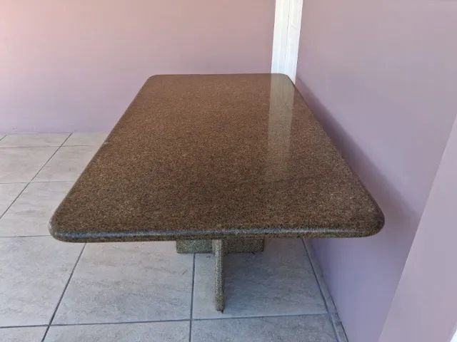 Mesa em granito com 6 cadeiras - Foto 4