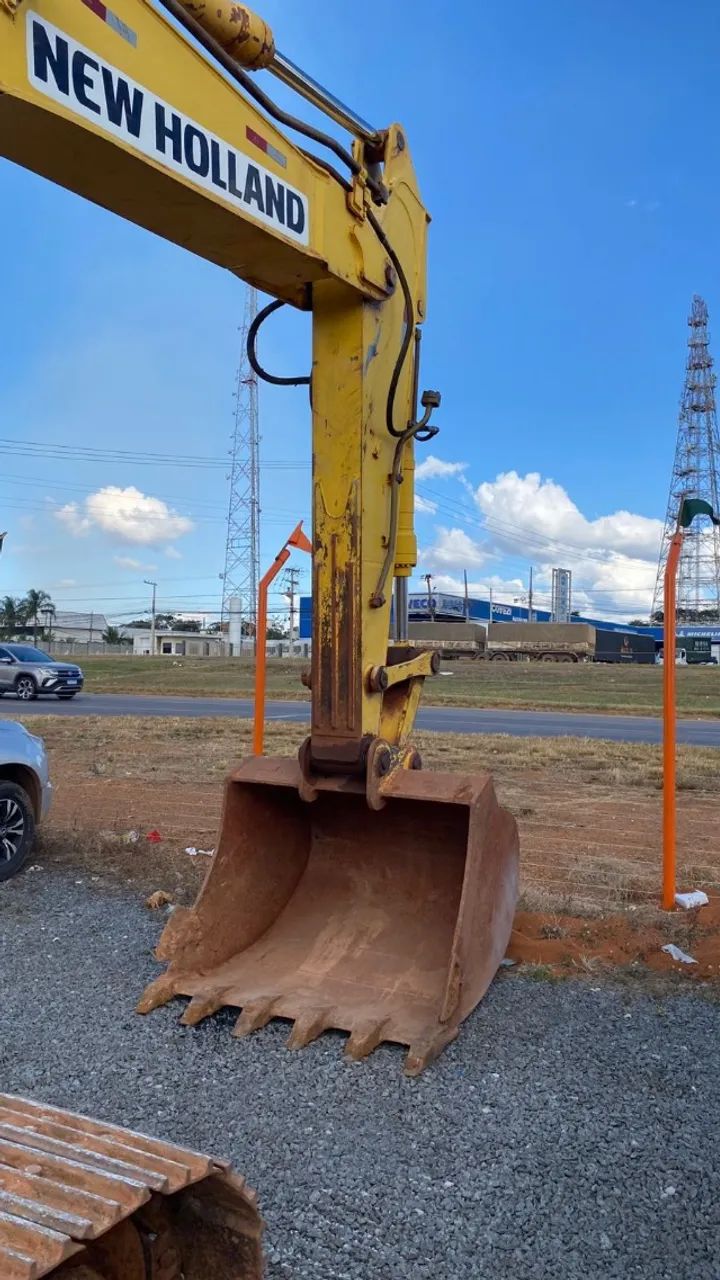 ESCAVADEIRA HIDRAULICA 2015 - Foto 2