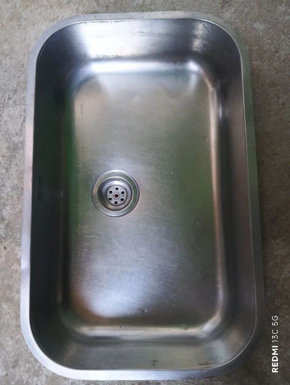 Uma Cubas inox da marca Franke, o tamanho 56 x 34 