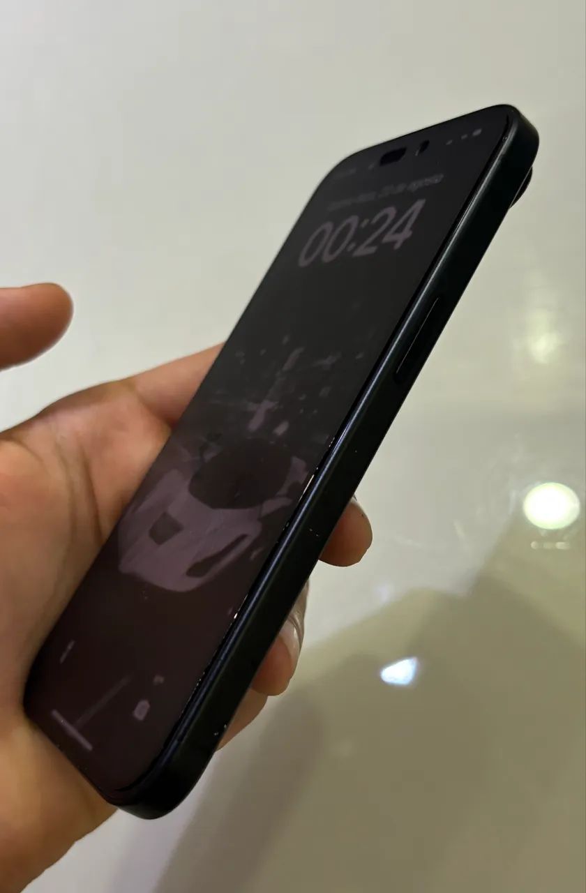 IPHONE 15 - Foto 4