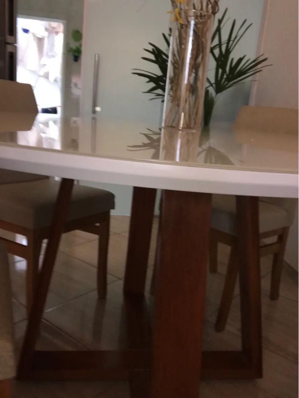Mesa com 4 cadeiras  - Foto 4