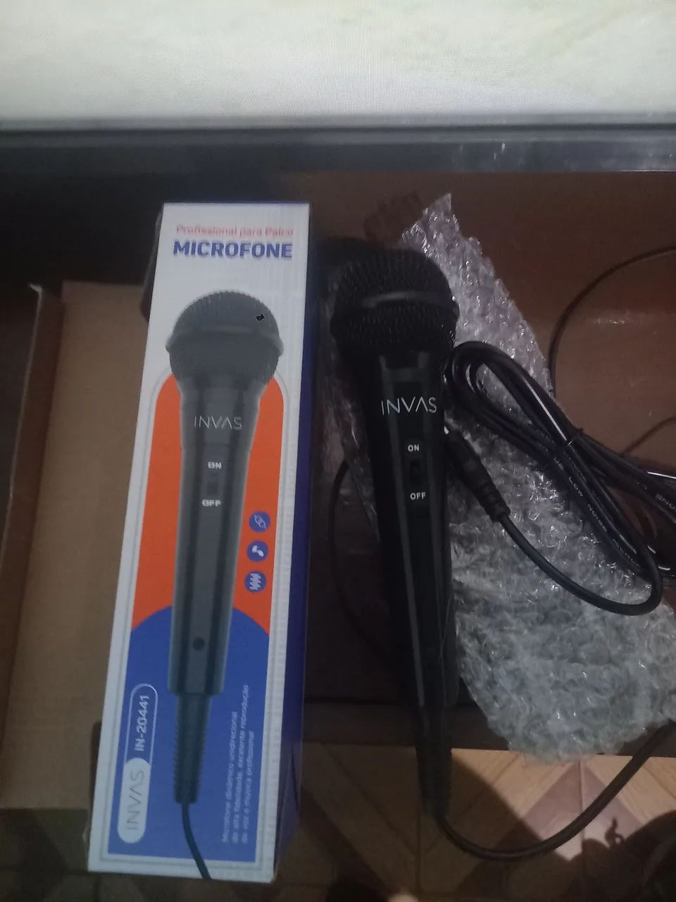 Microfone Profissional para Palco com Fio.