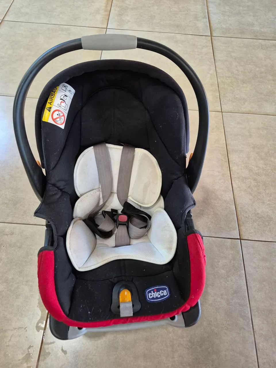 Bebê conforto com base Chicco cor vermelho - Foto 5