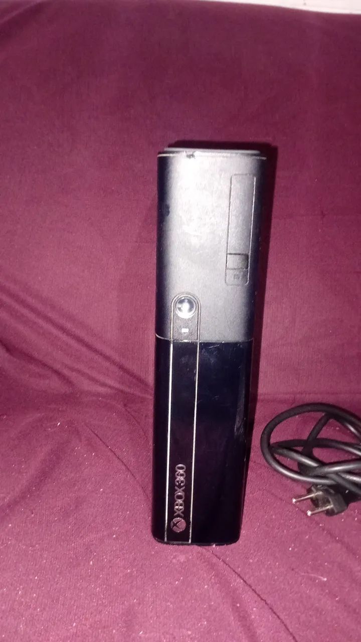 Console Xbox 360 Super Slim + Kinect + jogos - Foto 4