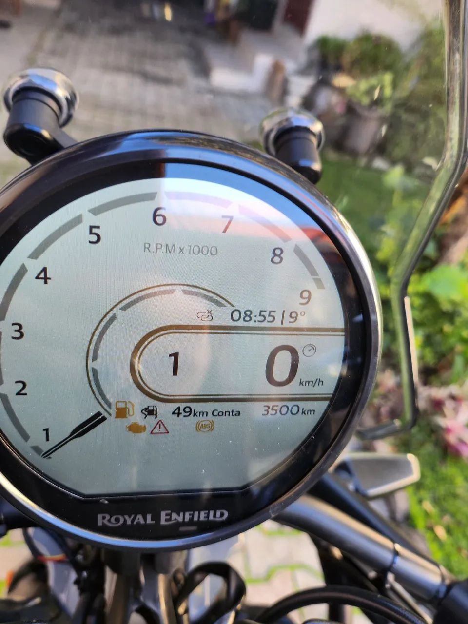 Himalayan 450 zerado.