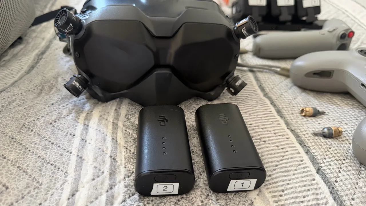 ? Kit DJI Avata FPV - Completo com Drone, Óculos, Controles e 3Baterias - Foto 4