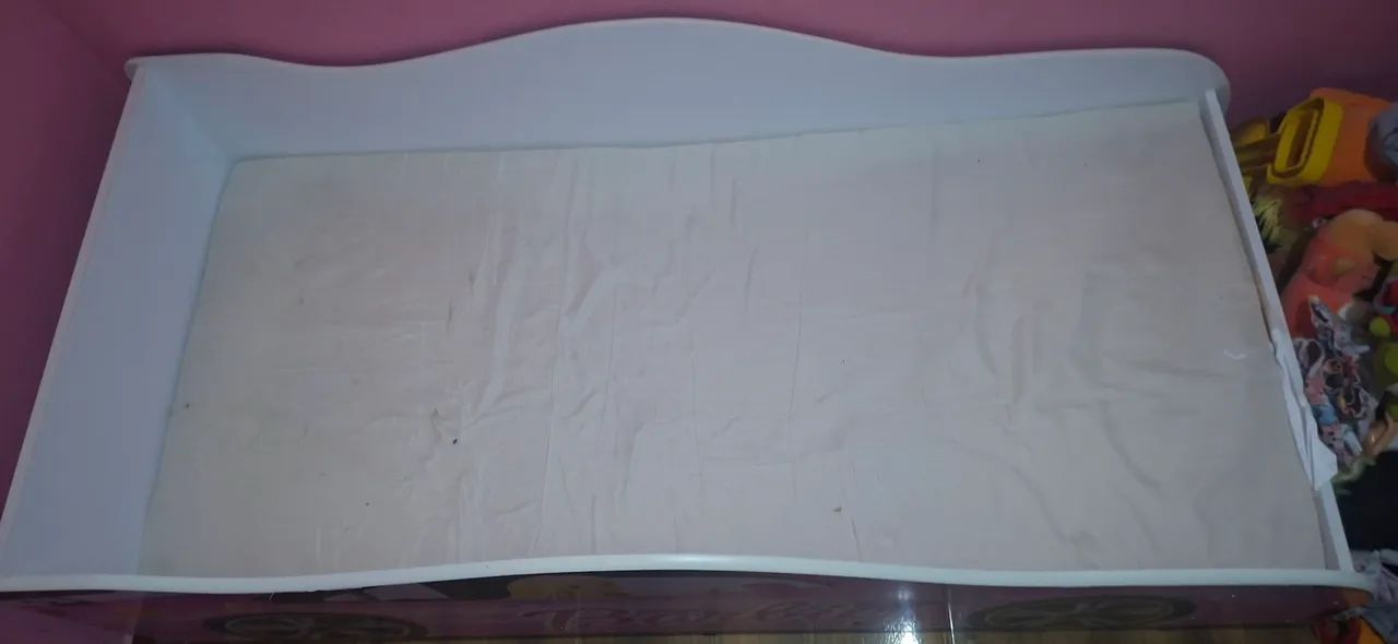 CAMA MENINA BARBIE USADA - Foto 2