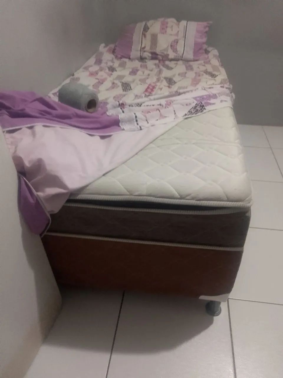 Cama box de solteiro