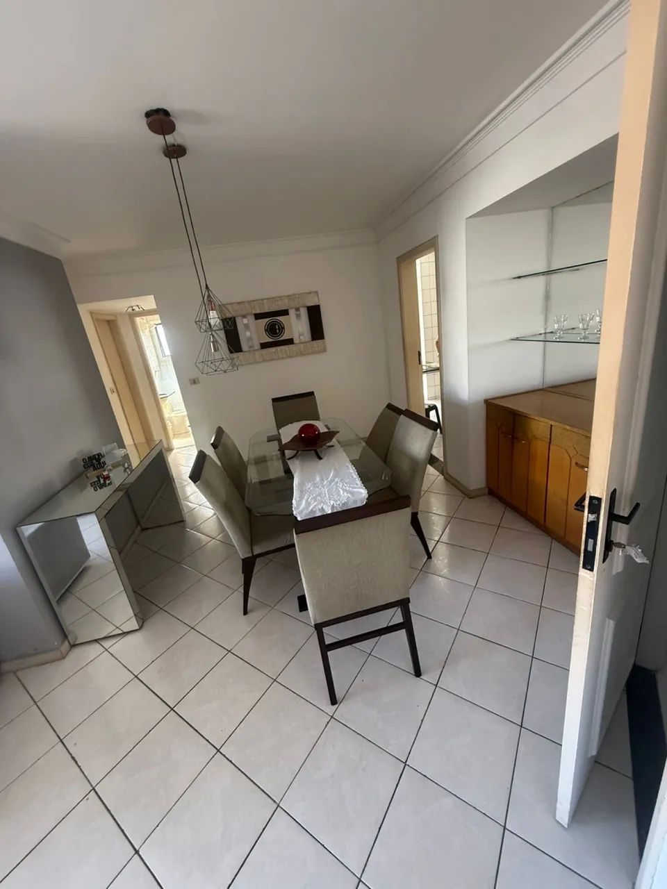 Alugo quarto para MULHER - Foto 2