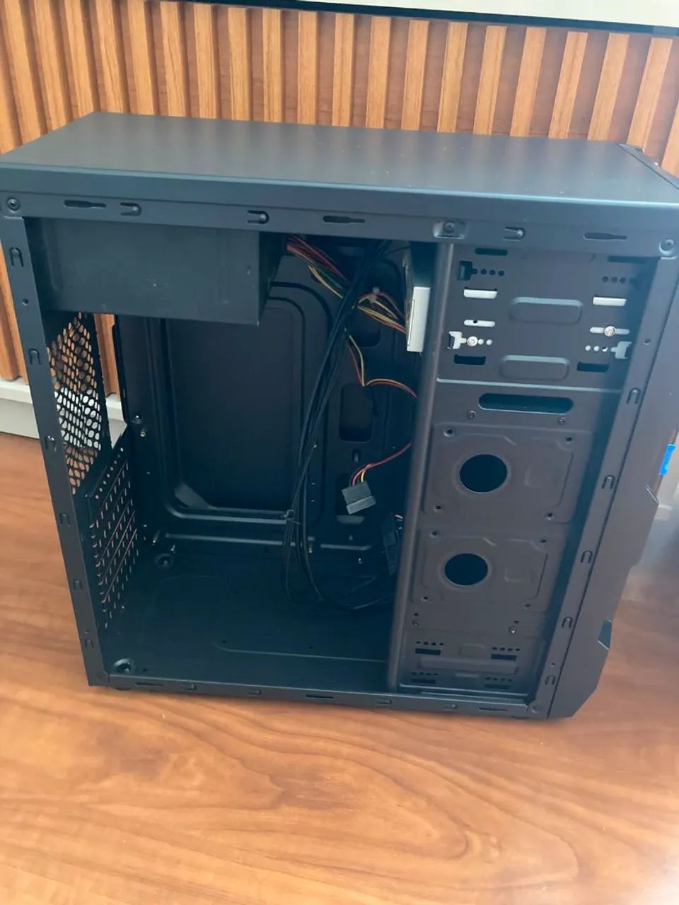 Gabinete com fonte  - Foto 2