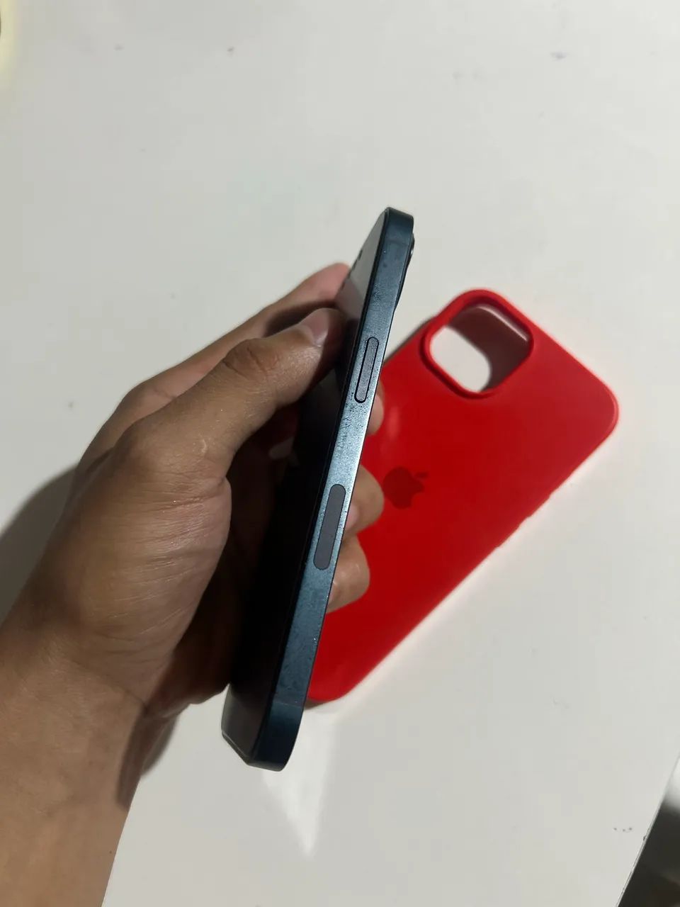 iPhone 13 128G conservado - Foto 3