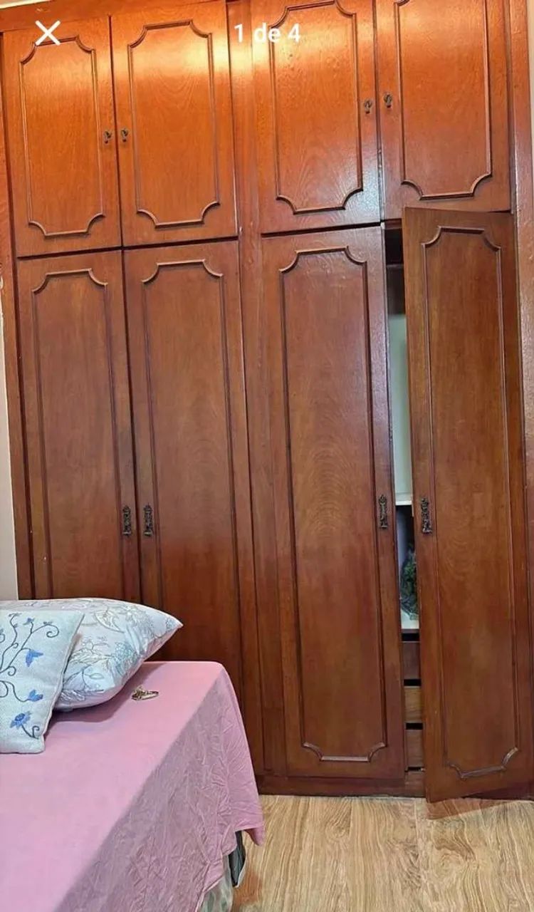 Guarda roupa de Angelim 