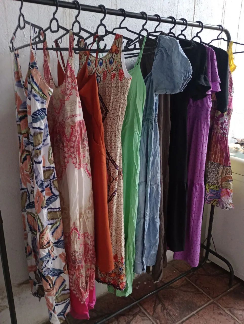 Lote com 400 peças variadas para Brechó  - Foto 4