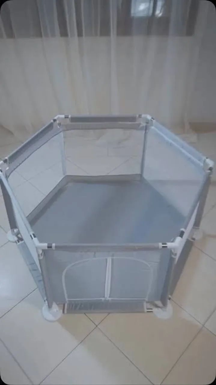 Cercadinho portátil hexagonal 