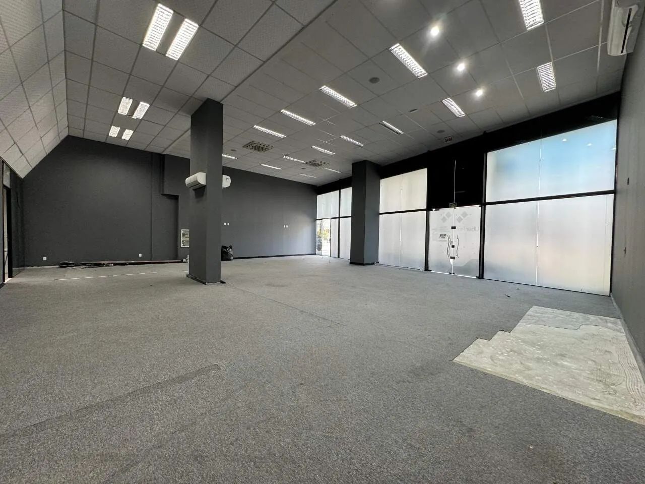 Loja comercial para aluguel no Estreito, Florianópolis (224,88 m²) - Foto 5
