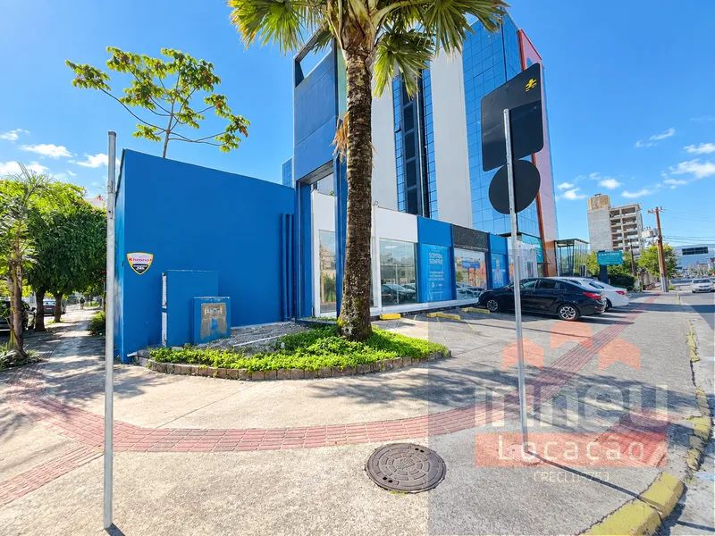 Sala comercial com 175m² localizada na Rua Blumenau - Venha Conhecer! - Foto 3