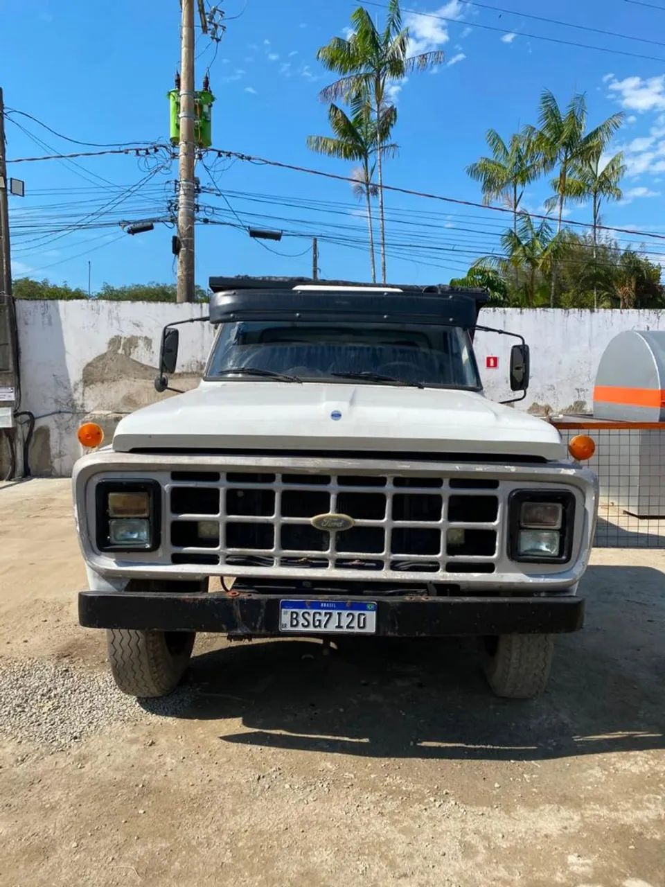 Ford 13000  - Foto 4