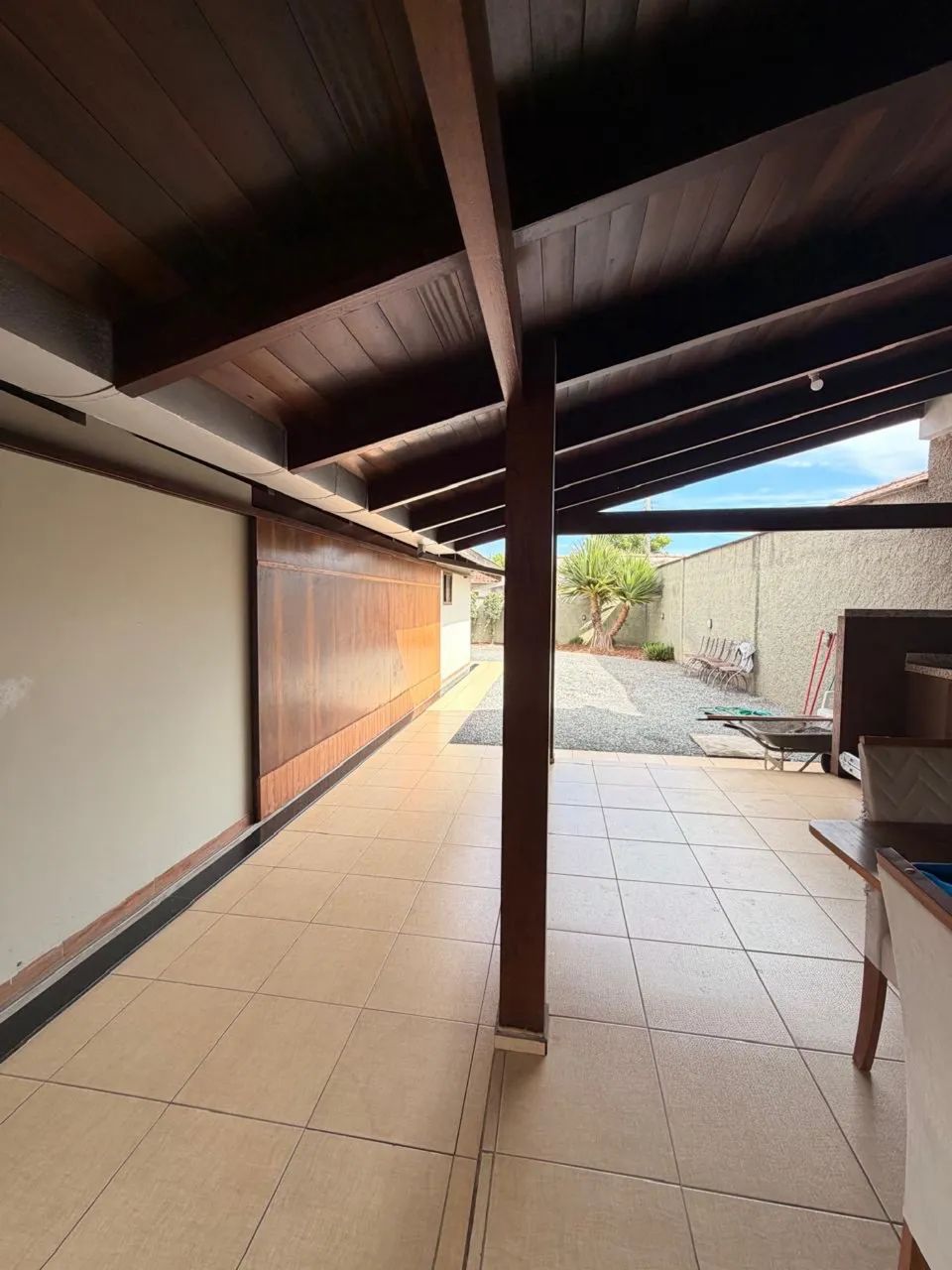 Casa com piscina e 4 quartos  - Foto 4