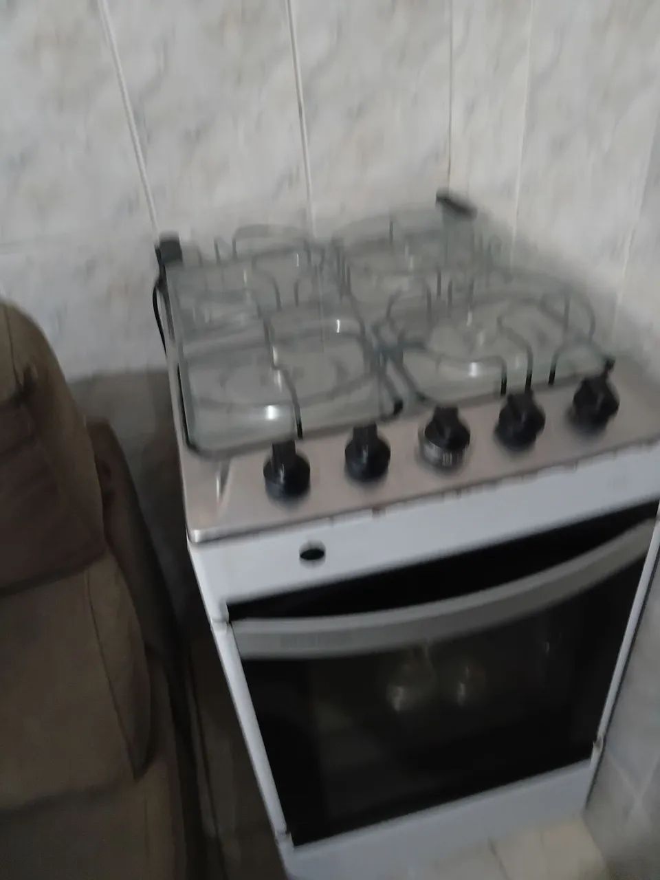 Vendo fogão de 04 bocas - Foto 2