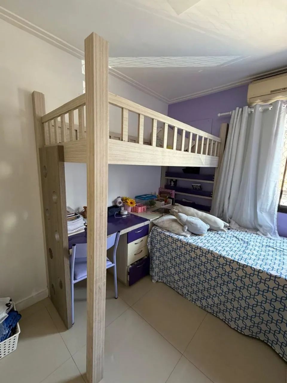Vendo quarto completo.