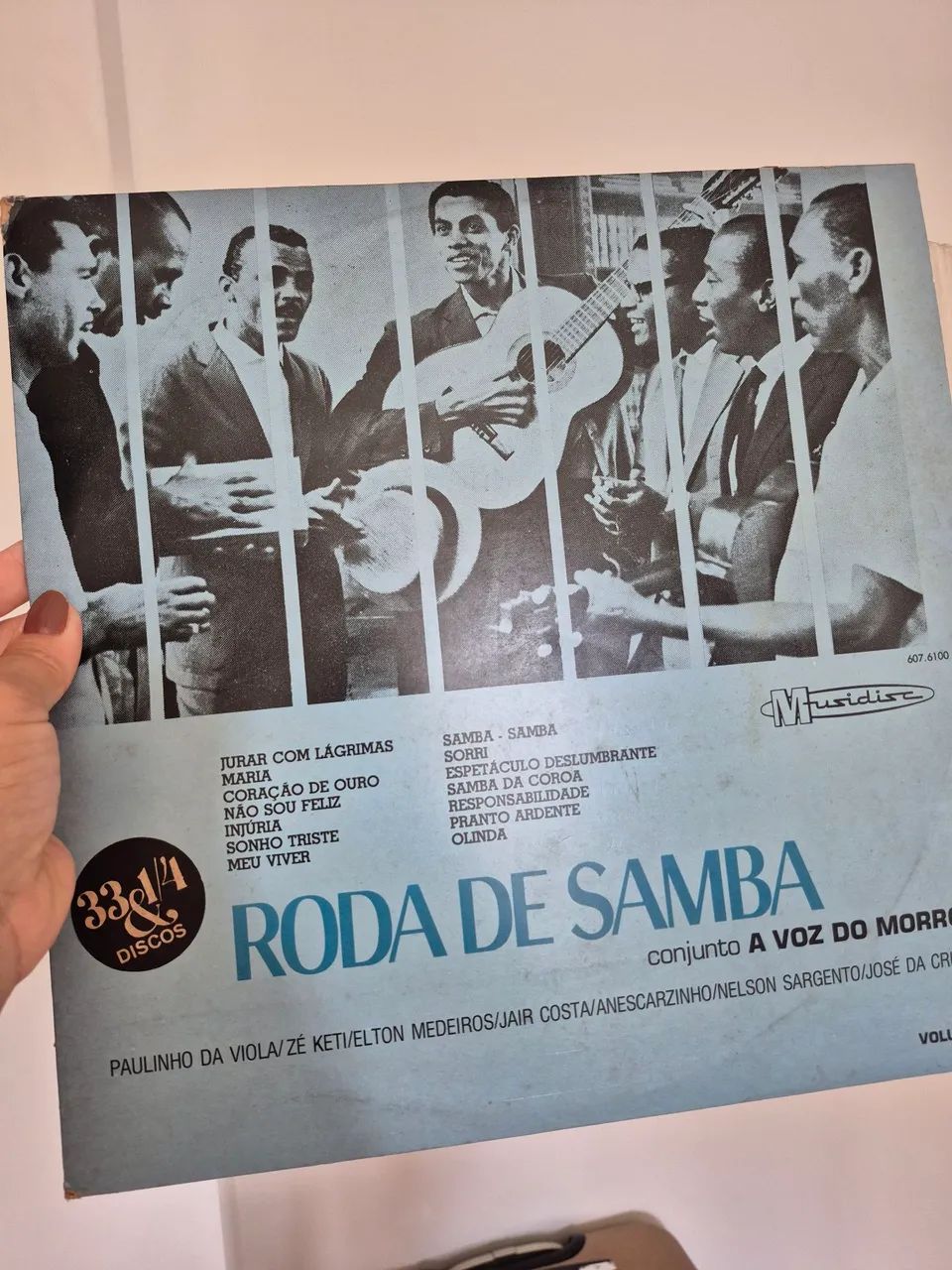 Disco de vinil a voz do morro ' Roda de samba "