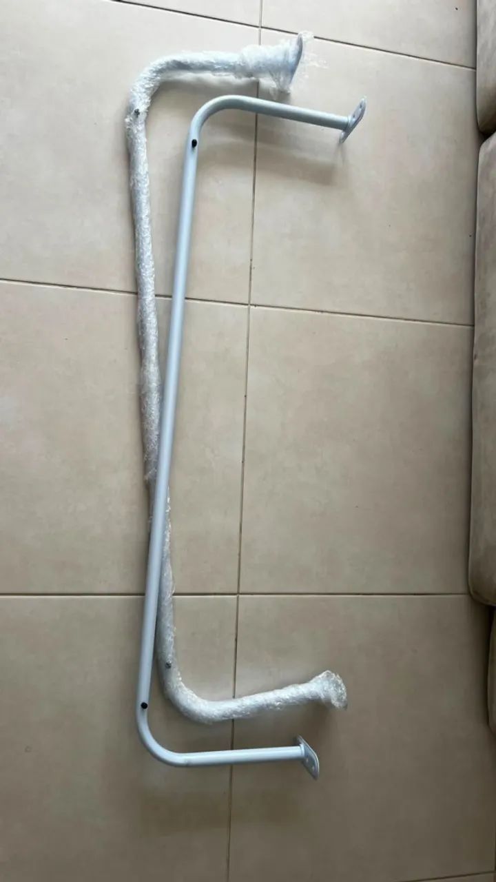 Arara de parede