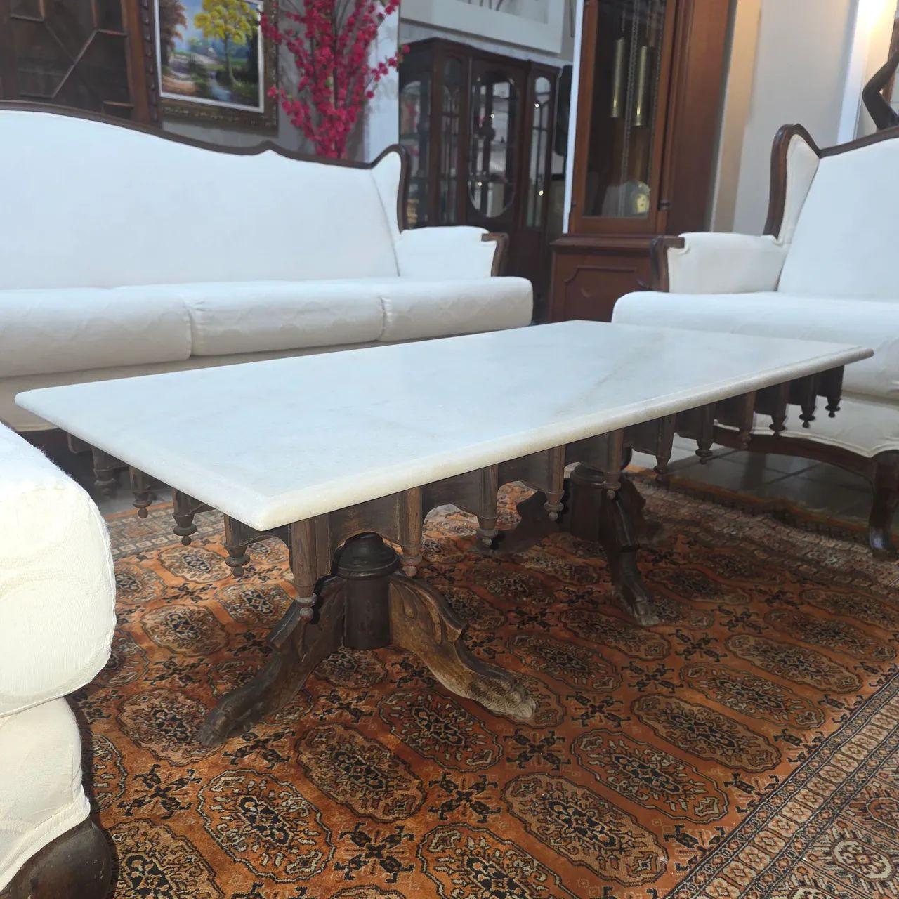 Móveis antigos, conjunto clássico sofa, poltronas e mesa de centro  - Foto 5