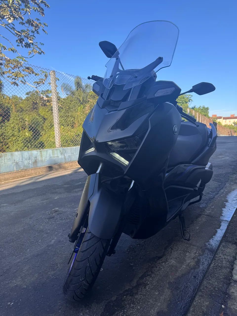 XMAX 300