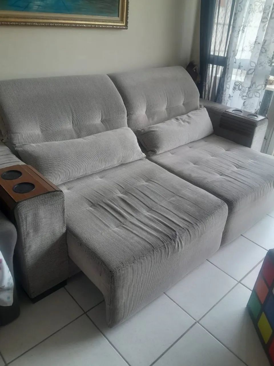 Sofá de três lugares retrátil e reclinável semi novo  - Foto 4