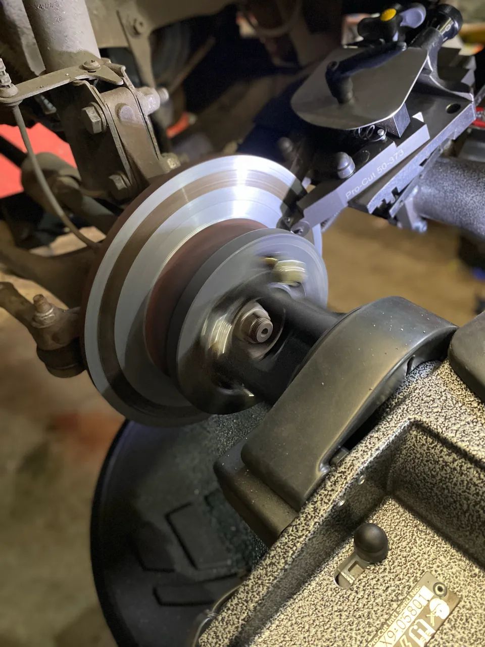 Oportunidade -  máquina de usinar disco procut  - Foto 3