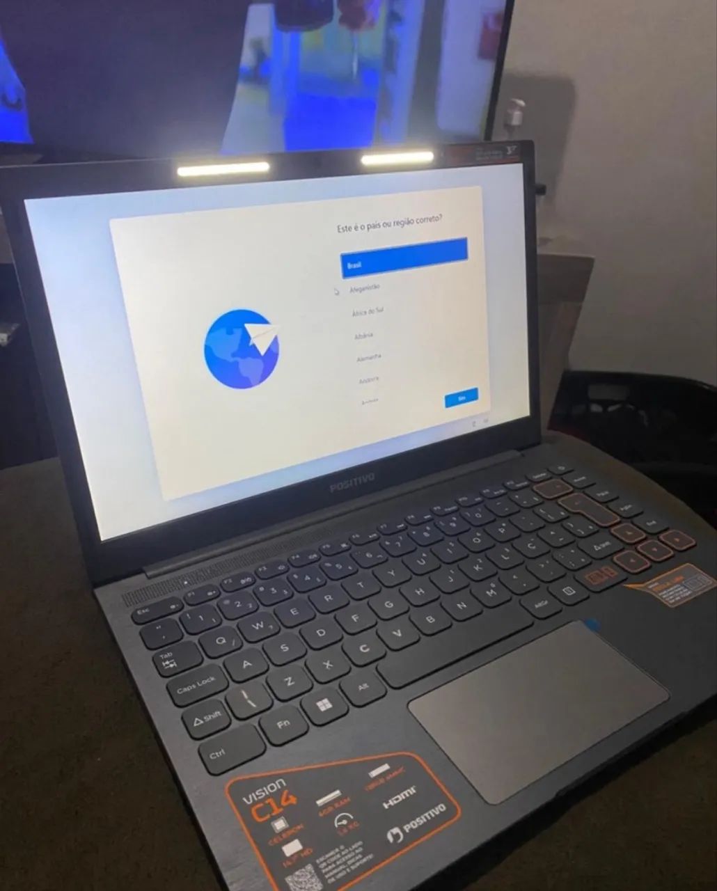 Notebook Positivo Vision C14 com Lumina Bar