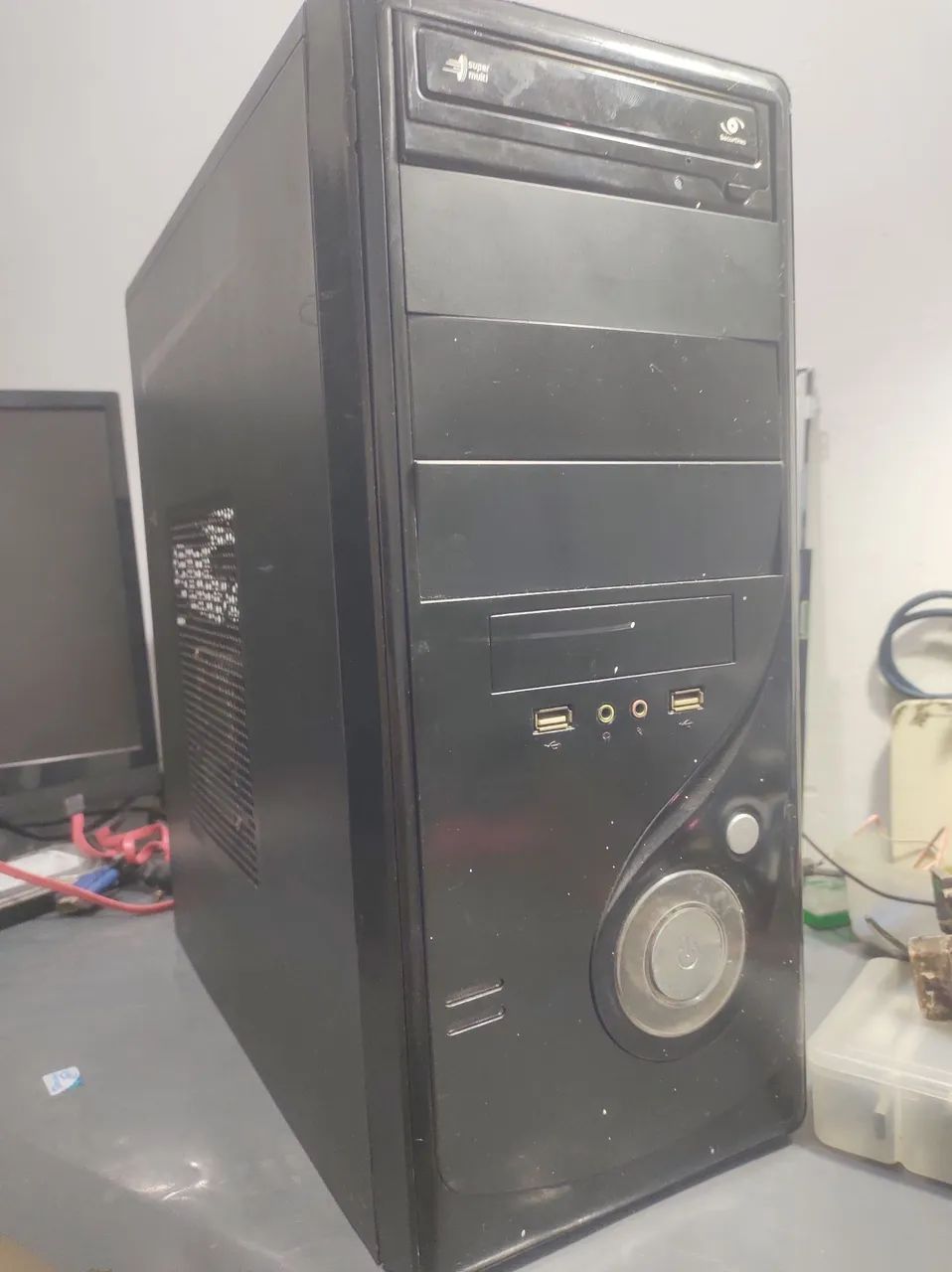 Gabinete de PC usado