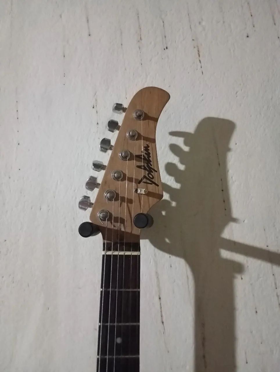 Vendo esta guitarra dolphin  - Foto 2