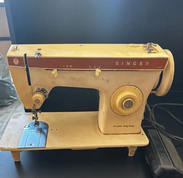 Máquina singer relíquia zig-zag reto funcionando  - Foto 2