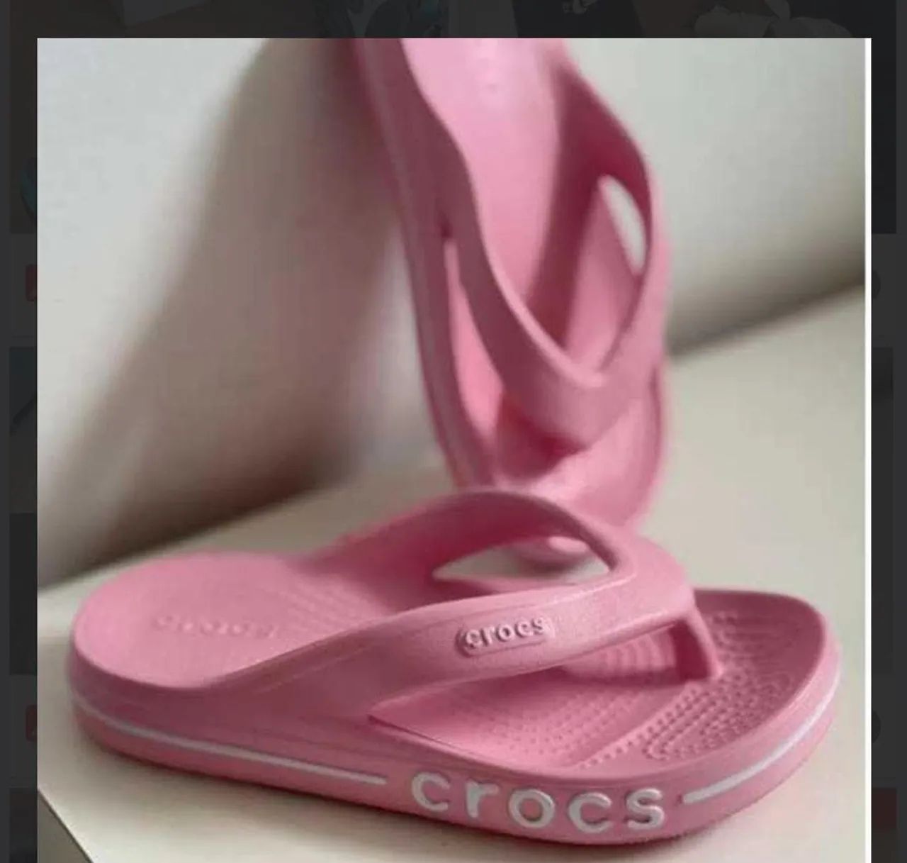 chinelas crocs rosa com branco tamanho 39,40