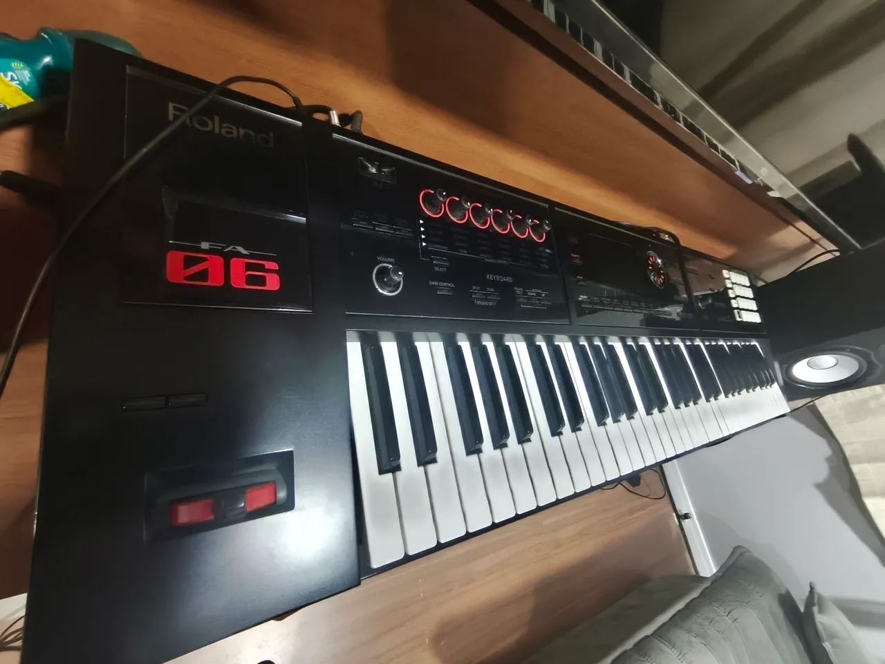 Roland Fa-06  - Foto 2