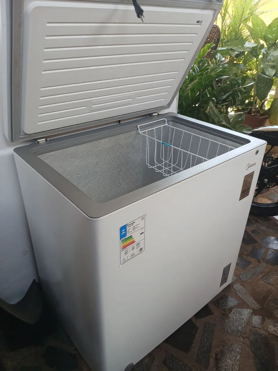 Vendo Freezer de 200 Litros ! - Foto 3