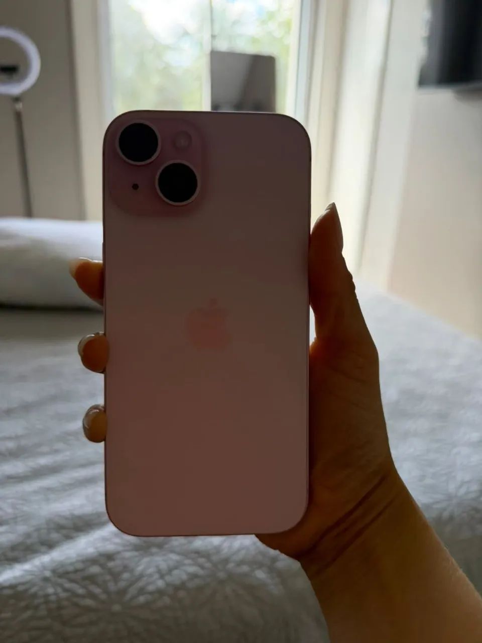 iPhone 15 Rosa