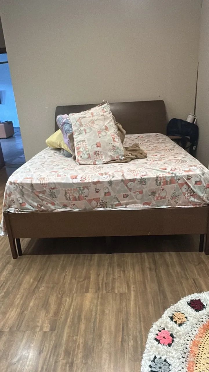 Cama queen 
