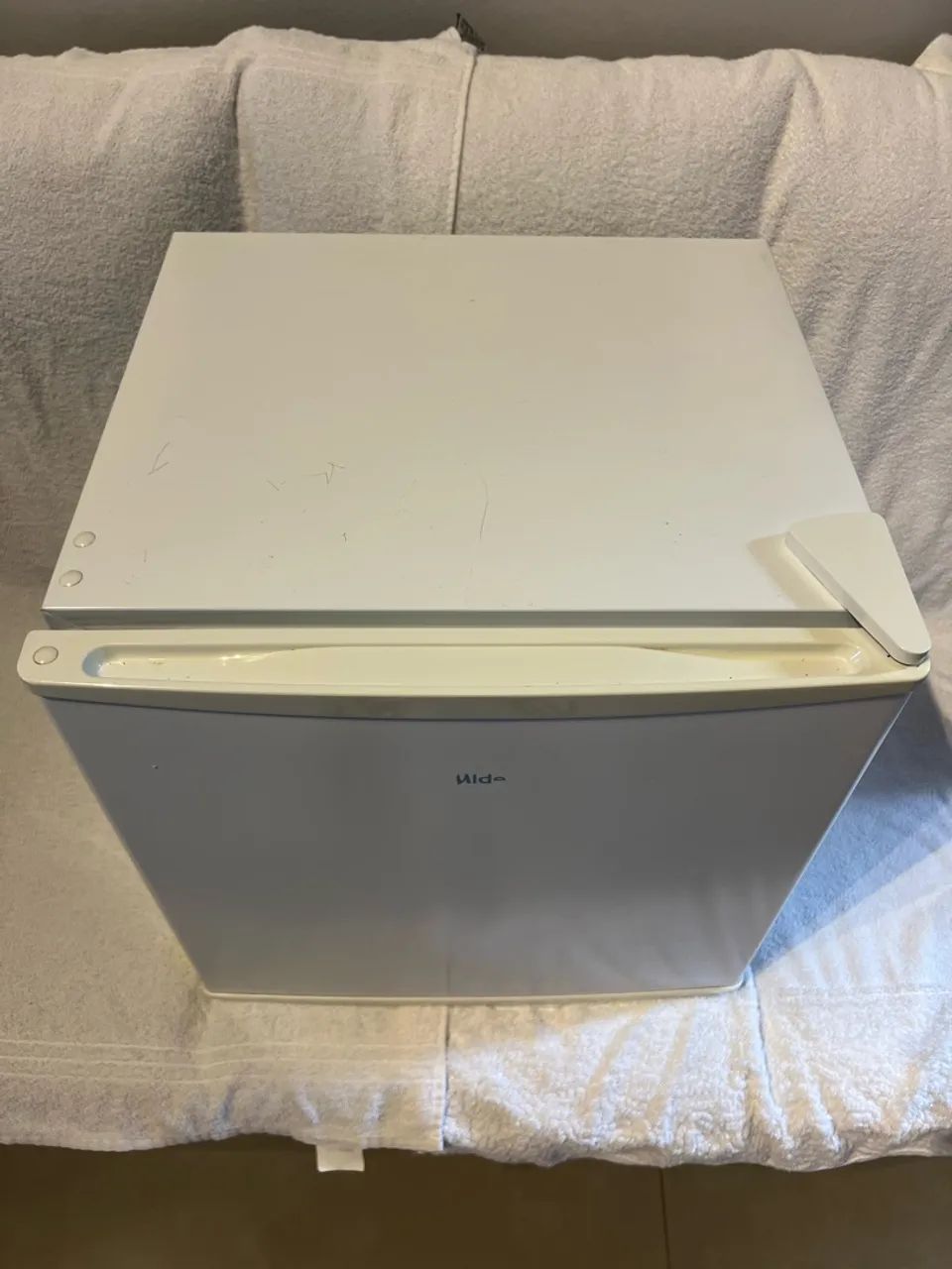 Frigobar Midea 45L - Foto 2