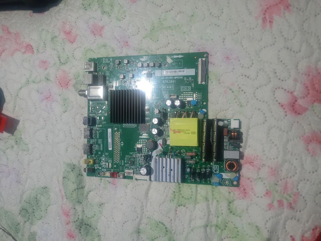 Placa mãe TCL 40 polegadas 